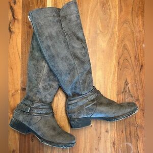 Kohl’s SO Women’s Wide Calf Garland Tall Grey Boots